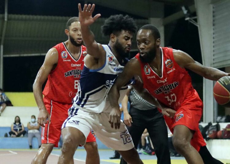 Triunfos centenarios en la Liga Mayor de Baloncesto