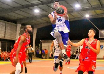 San Salvador lidera la Liga Nacional de Baloncesto