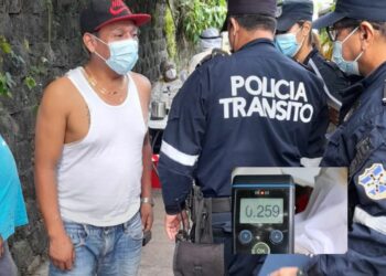 VMT detiene a motorista de la ruta 22 por manejar en estado de ebriedad