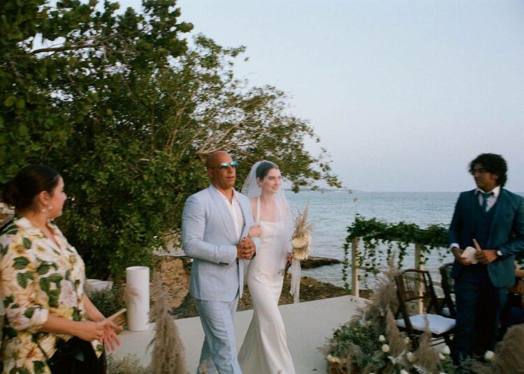 Vin Diesel entrega en el altar a la hija de Paul Walker