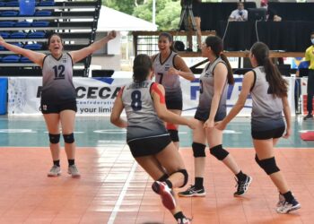 El Salvador obtiene el primer triunfo en el Campeonato Centroamericano Mayor de Voleibol de Sala Femenino