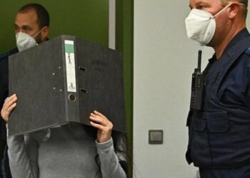 La alemana Jennifer Wenisch, “novia del ISIS”, fue condenada a 10 años de cárcel por dejar morir de sed a una niña yazidí que compró como esclava