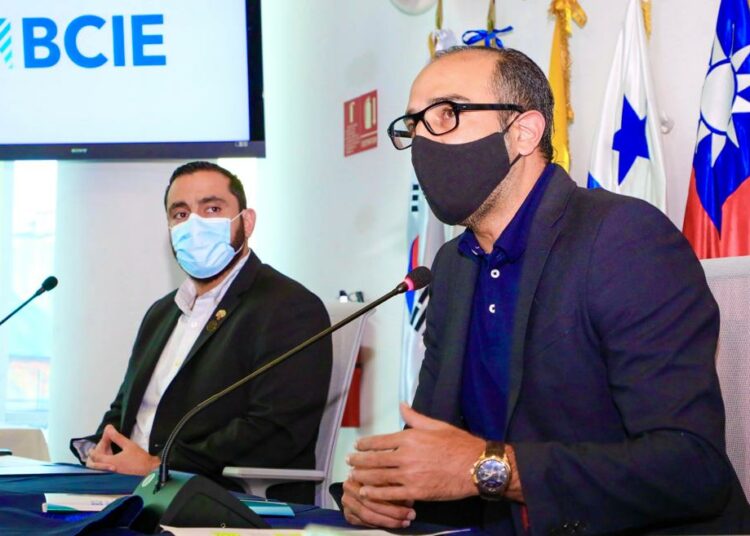 Gobierno firma convenio de cooperación con el BCIE por $500,000 para la atención de la pandemia por covid-19