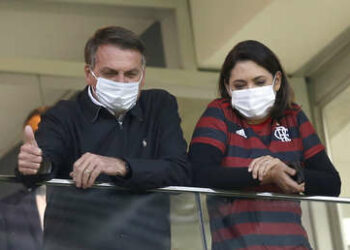 Bolsonaro no pudo ingresar al estadio para ver al partido de Gremio contra Santos por no estar vacunado contra el COVID-19