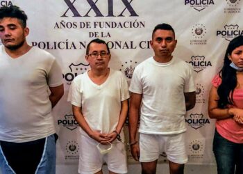 Estructura de estafadores es desmantelada por la PNC y FGR