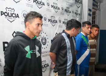 PNC y FGR ejecutan operativo para desarticular estructura criminal en diferentes puntos de San Salvador y San Marcos