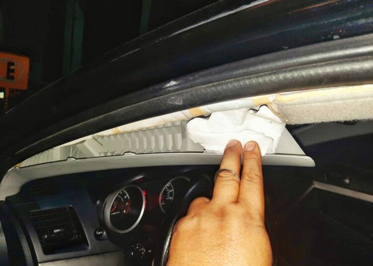 Capturan en flagrancia a sujeto que ocultaba droga en su automóvil