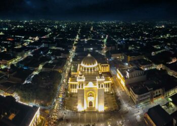 FMI proyecta crecimiento económico del 9% en 2021 para el Salvador