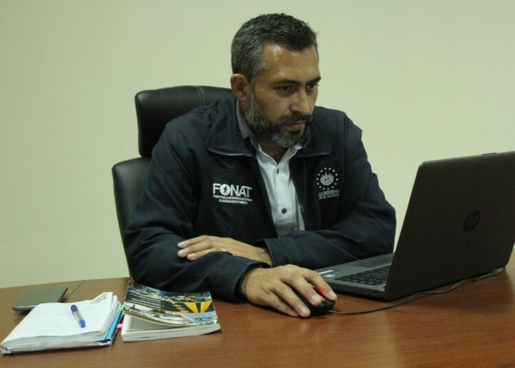 CONASEVI imparte capacitaciones gratuitas a conductores sobre la Ley FONAT para construir una cultura vial de respeto