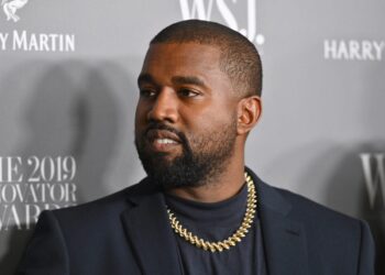 Es oficial: Kanye West ahora solo es Ye