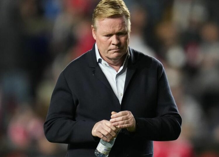 El Barcelona despide a Ronald Koeman luego de perder 1-0 ante el Rayo Vallecano