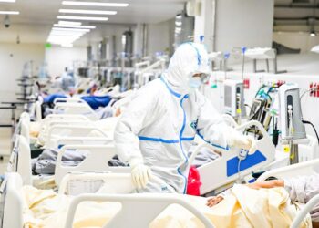 Un total de 17 personas fallecieron ayer sábado a causa de covid-19