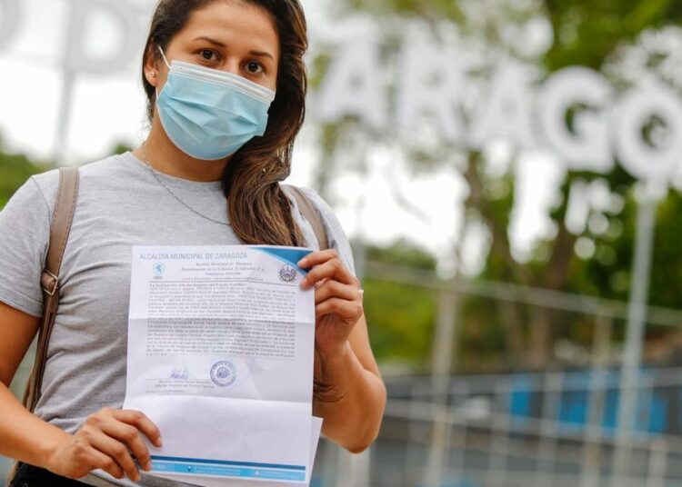 Partidas de nacimiento para vacunación Covid-19 continuarán siendo gratuitas 30 días más