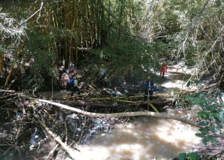 Continúa la búsqueda de una persona que fue arrastrada por la crecida de un río en Candelaria de la Frontera