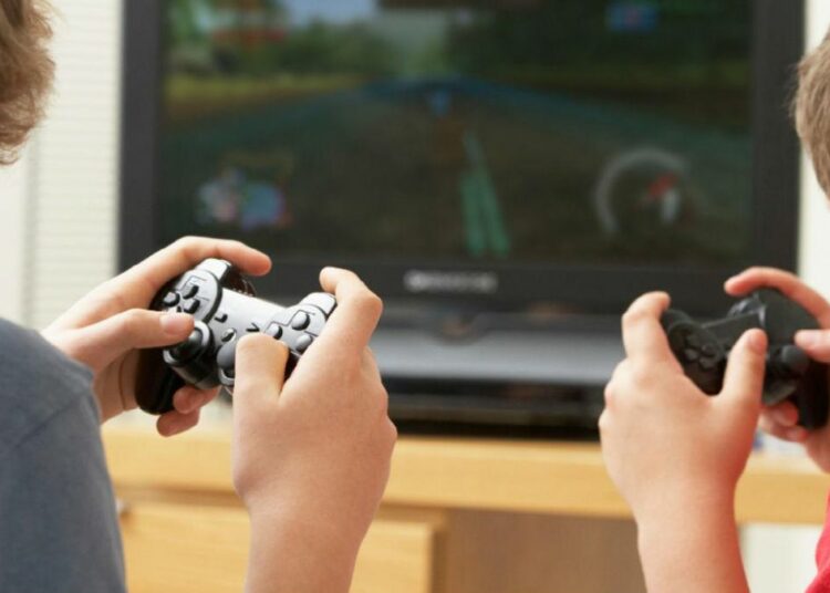 Los narcos usan videojuegos violentos para reclutar a niños, advierte el Gobierno de México