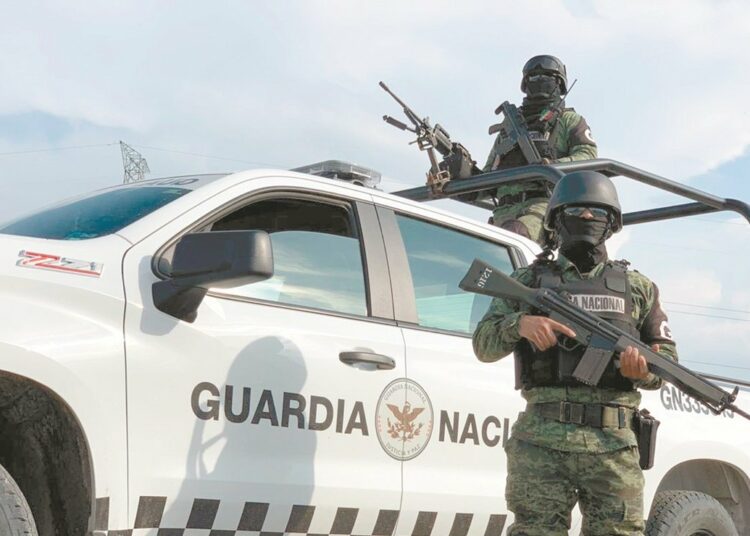 México: Guardia Nacional abrió fuego contra camioneta con migrantes dejando 1 muerto y 4 heridos