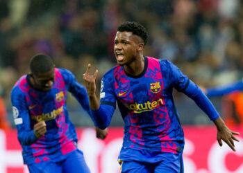 El Barcelona derrotó al Dinamo de Kiev y recuperó oxígeno en la Champions League