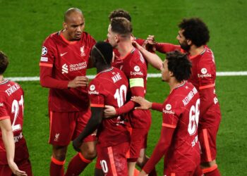 Liverpool derrota 2-0 a Atlético y se clasifica a octavos de Champions