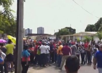 Un muerto y un herido tras el ataque de colectivos chavistas a un centro de votación en San Francisco, Zulia, Venezuela