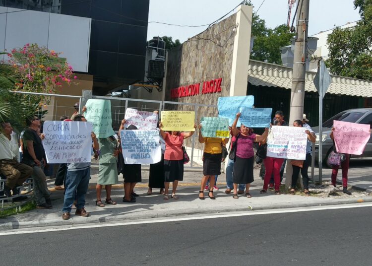 Diputados presentan aviso ante Fiscalía contra lotificadora ARGOZ por supuesta estafa contra comunidades de La Paz