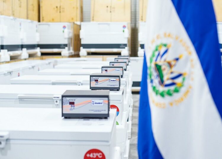 Ministerio de Salud renueva frigoríficos de la cadena de frío