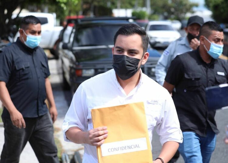 Alcalde de Panchimalco interpone aviso ante la Fiscalía por irregularidades en la adjudicación de un proyecto de la administración pasada