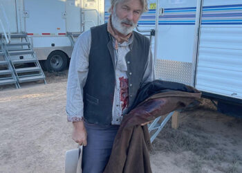 Alec Baldwin ya definió quién será su abogado para enfrentar las demandas por el accidente mortal en el set de ‘Rust’