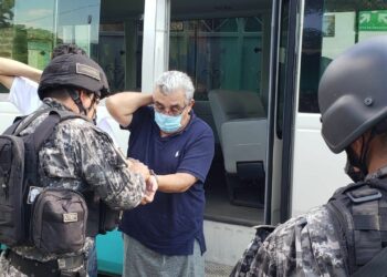 Se lleva a cabo audiencia inicial en contra de Leopoldo Montoya, exalcalde de Sacacoyo acusado de estafa