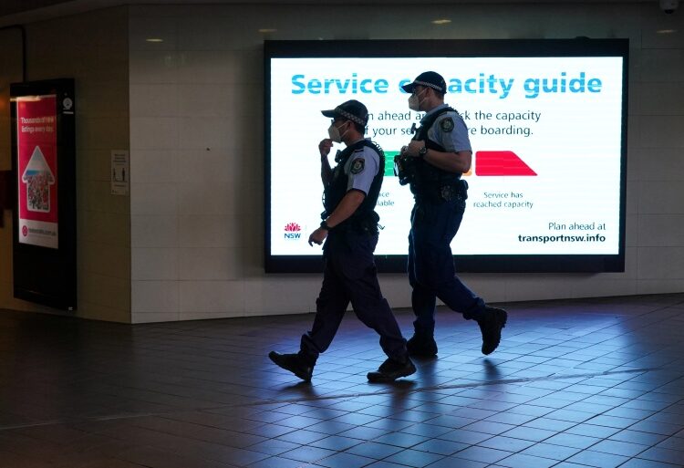 COVID-19: Australia detecta primeros casos de variante ómicron