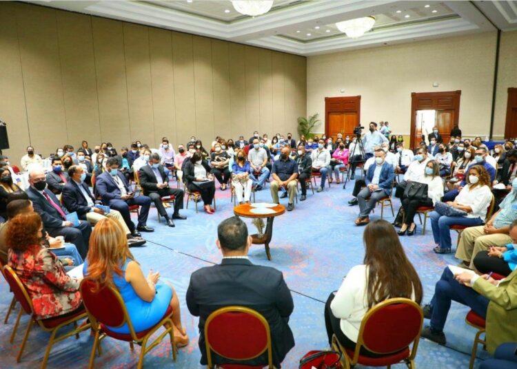 Ministerio de Trabajo realiza conversatorio empresarial para la generación de empleos a través del Programa Oportunidades