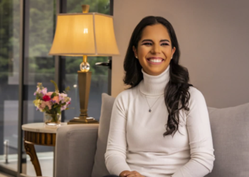 Gabriela de Bukele presenta política “Crecer Juntos” ante ONU y UNICEF