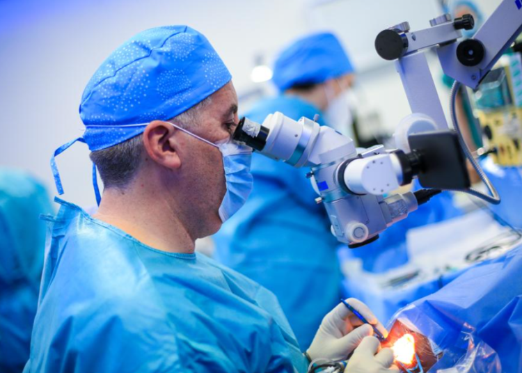 Salud realiza jornada de cirugías oftalmológicas
