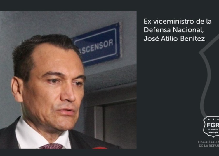 Admiten demanda contra exviceministro de Defensa, José Atilio Benítez, por enriquecimiento ilícito