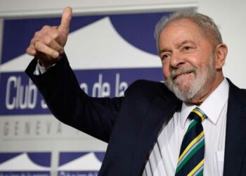Lula da Silva afirmó que quiere ser candidato y que lo decidirá “entre febrero y marzo”