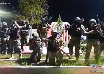 (VIDEO) Un grupo armado autodenominado ‘Operación Bélica’ advierte que pondrá «orden en las calles» y combatirá a los cárteles en un estado mexicano