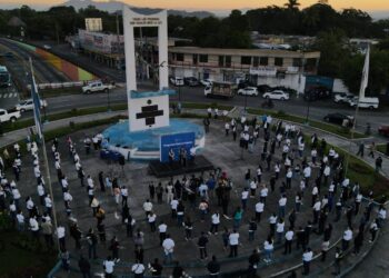 Programa Oportunidades beneficiará a 7,000 jóvenes de 18 años sin experiencia laboral y mayores de 40 antes de finalizar el 2021