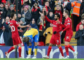 Liverpool 4-0 Southampton: los reds le pisan los talones al Chelsea