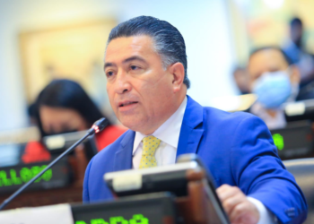 Portillo Cuadra se niega a defender a Norman Quijano en comisión de antejuicio