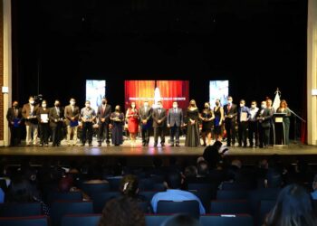 Gobierno galardonó con Premio al Trabajo Decente a empresas con buenas prácticas laborales