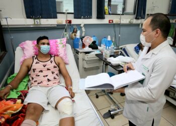 El seleccionado de fútbol playa Rúben Batres se recupera tras su accidente en lancha