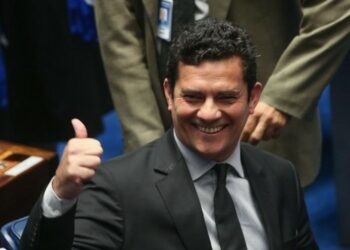 El exjuez Sergio Moro se lanza a la Presidencia de Brasil como alternativa a ‘Lula’ y a Bolsonaro