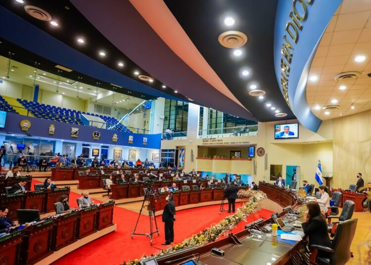 Diputados a favor de reforma presupuestaria para fortalecer programas MIPYME y a la Franja Costero Marina