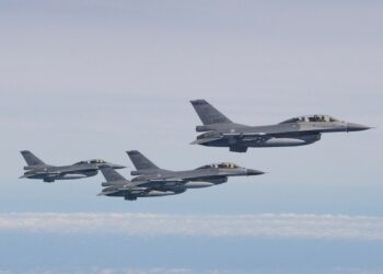 Taiwán envió aviones de combate para repeler una nueva incursión de 27 naves chinas en su zona de defensa aérea
