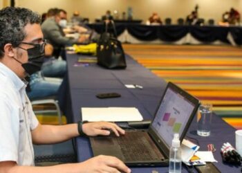 Despacho de Primera Dama, Gabriela de Bukele, realiza taller de lineamientos previos a la implementación de Ley Nacer con Cariño