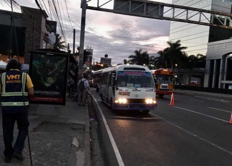 VMT verifica que trasporte colectivo cumpla medidas de bioseguridad