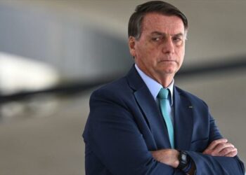 El presidente de Brasil Jair Bolsonaro confunde al enviado de EE.UU. para el clima John Kerry con el popular actor Jim Carrey