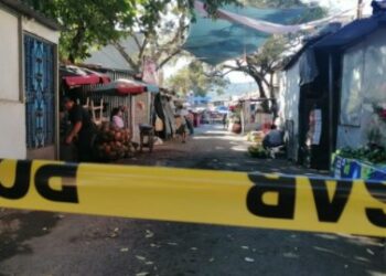 Agente de la PNC es asesinado en la calle Gerardo Barrios y 9 Avenida Sur, San Salvador