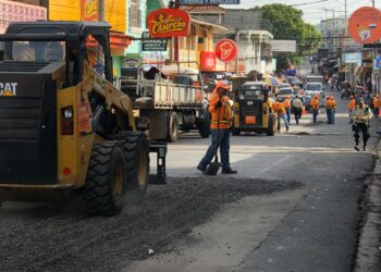Calles de Ilobasco serán pavimentadas y recarpeteadas, gracias a reorientación de fondos aprobada por la AL