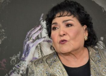 Carmen Salinas presentó actividad cerebral leve, sigue grave pero estable
