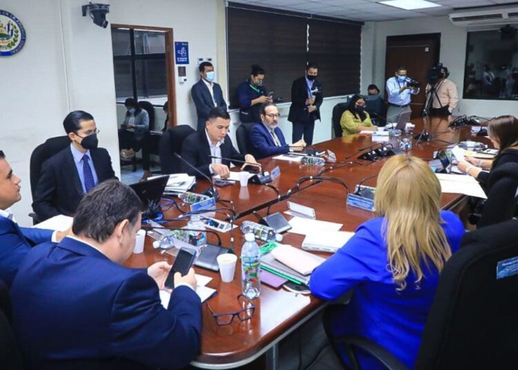 Involucrados en pacto con pandillas deberán comparecer ante Comisión Especial de antejuicio contra Norman Quijano